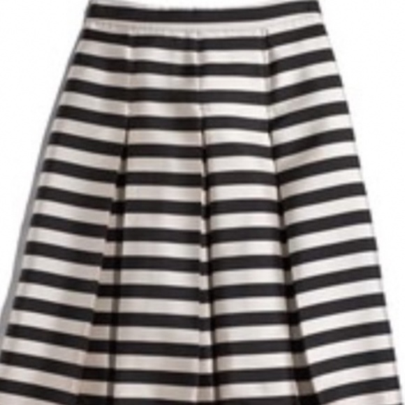 Halogen pleated midi striped skirt. Worn once. Retail‎ 128 - Picture 2 of 2
